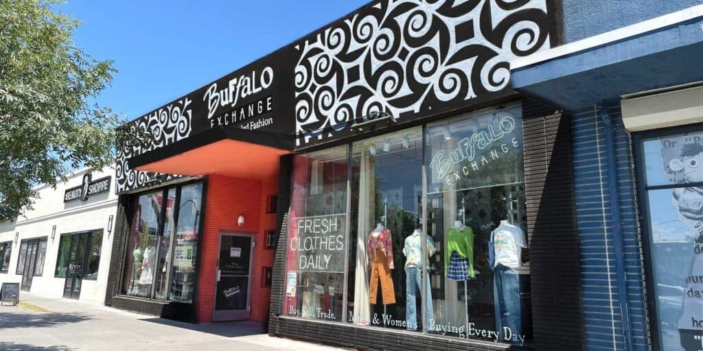 Buffalo Exchange – Las Vegas (High Selvedge Turnover)