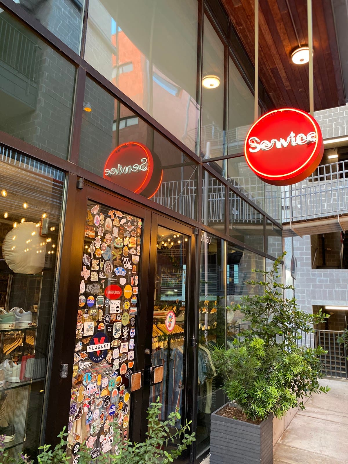 Service Menswear
